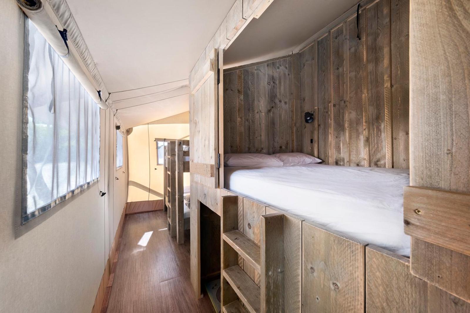 Scamander Sanctuary Holiday Park Экстерьер фото